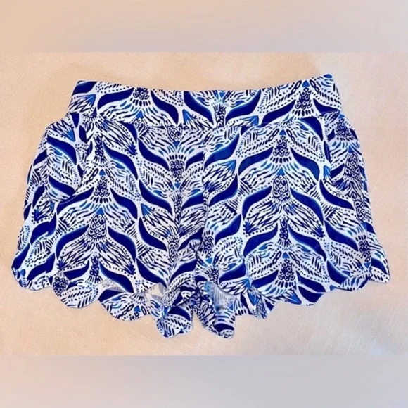 πΈ Lilly Pulitzer Scalloped Hem Pull-On Shorts (S) πΈ - Picture 2 of 5